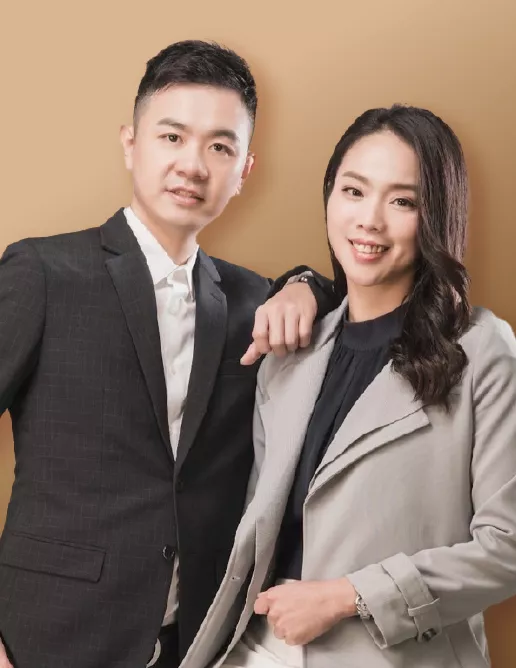 施怡婷 李明育